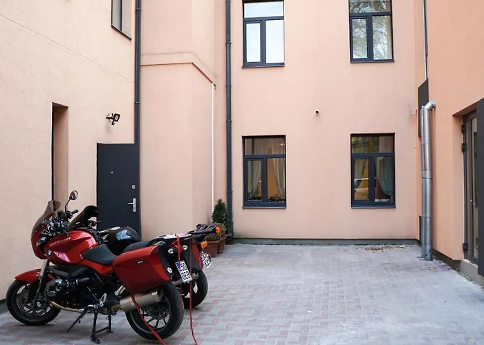 Otel Bella With Self-check In