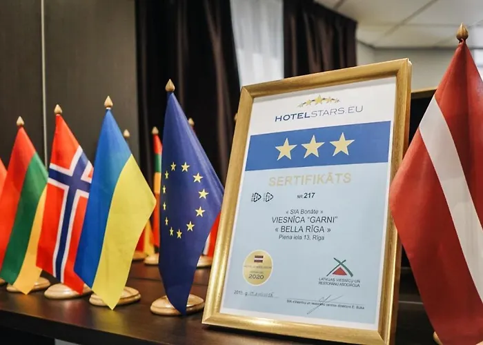 Otel Bella With Self-check In